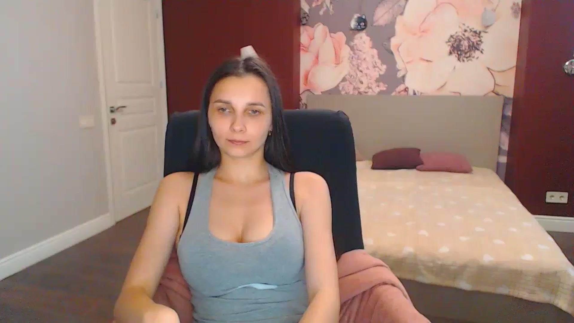 Karina_Mils video thumbnail