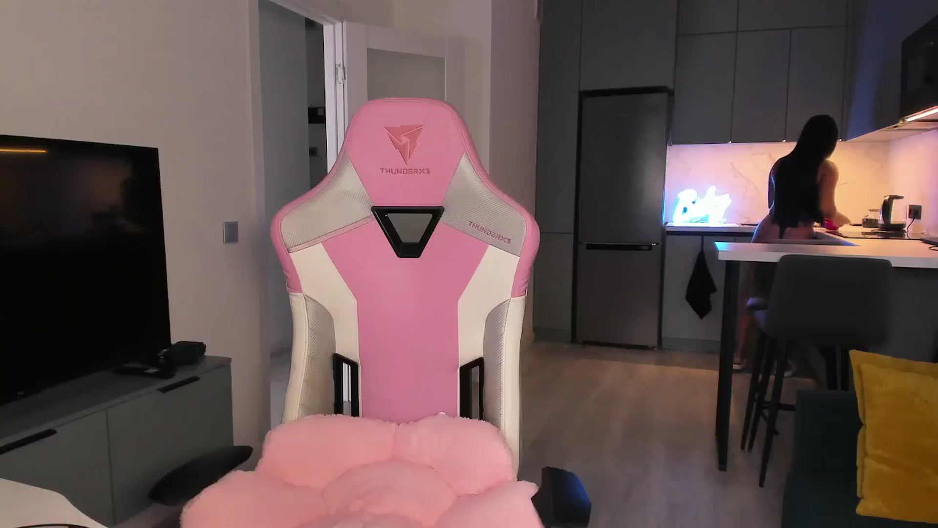 wow_lovie video thumbnail
