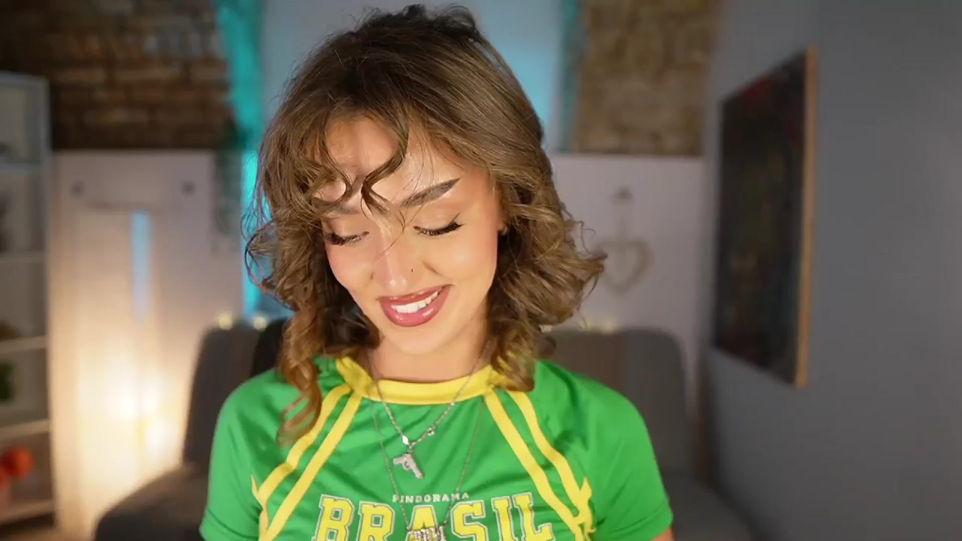 Clara_Mia video thumbnail