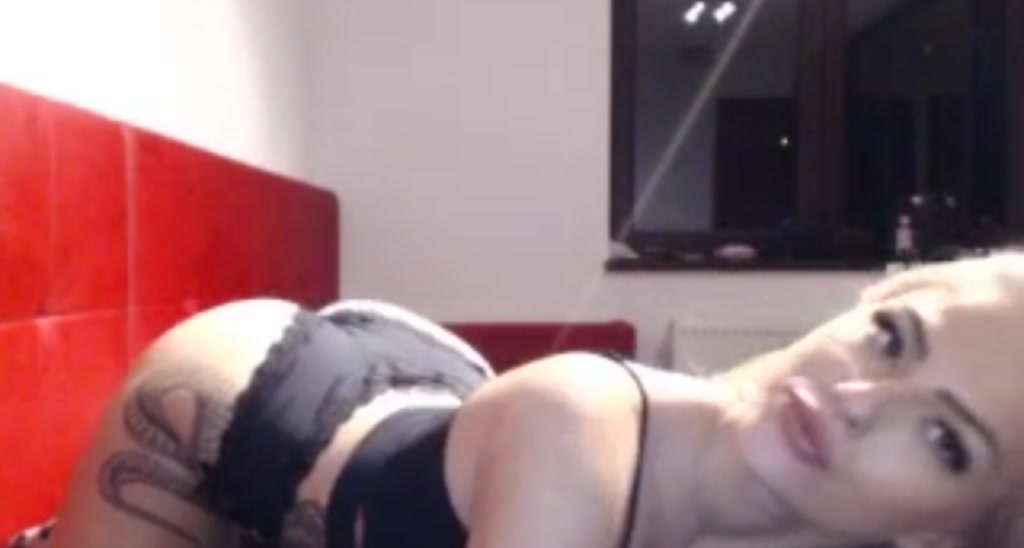 Kissofacobra video thumbnail