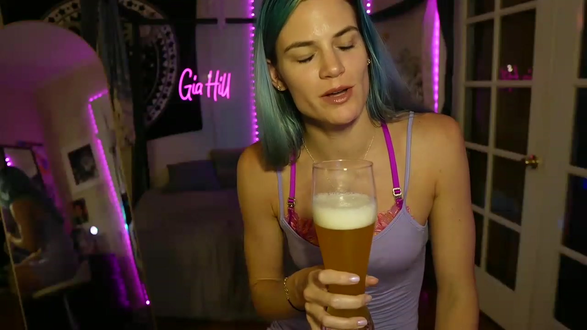 Gia_Hill video thumbnail