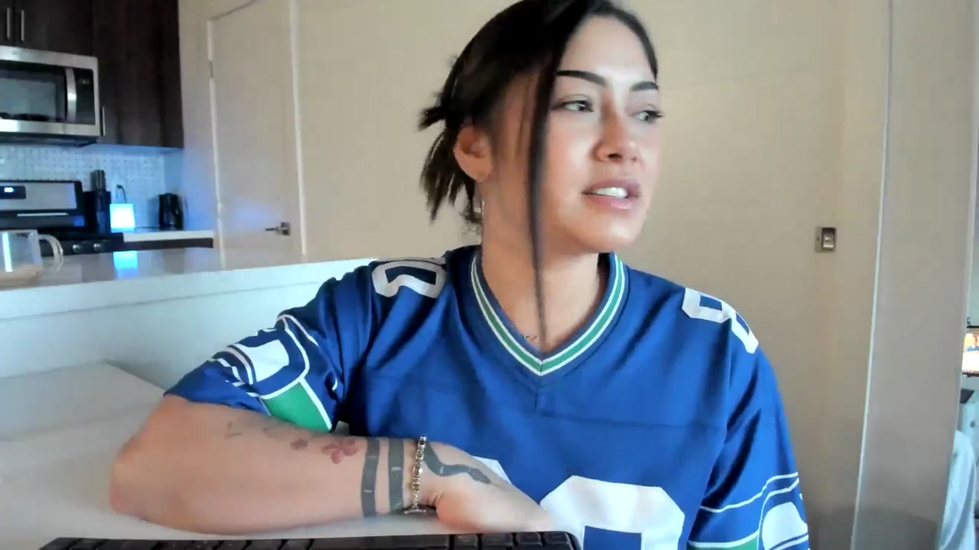 YourGoddessLu video thumbnail