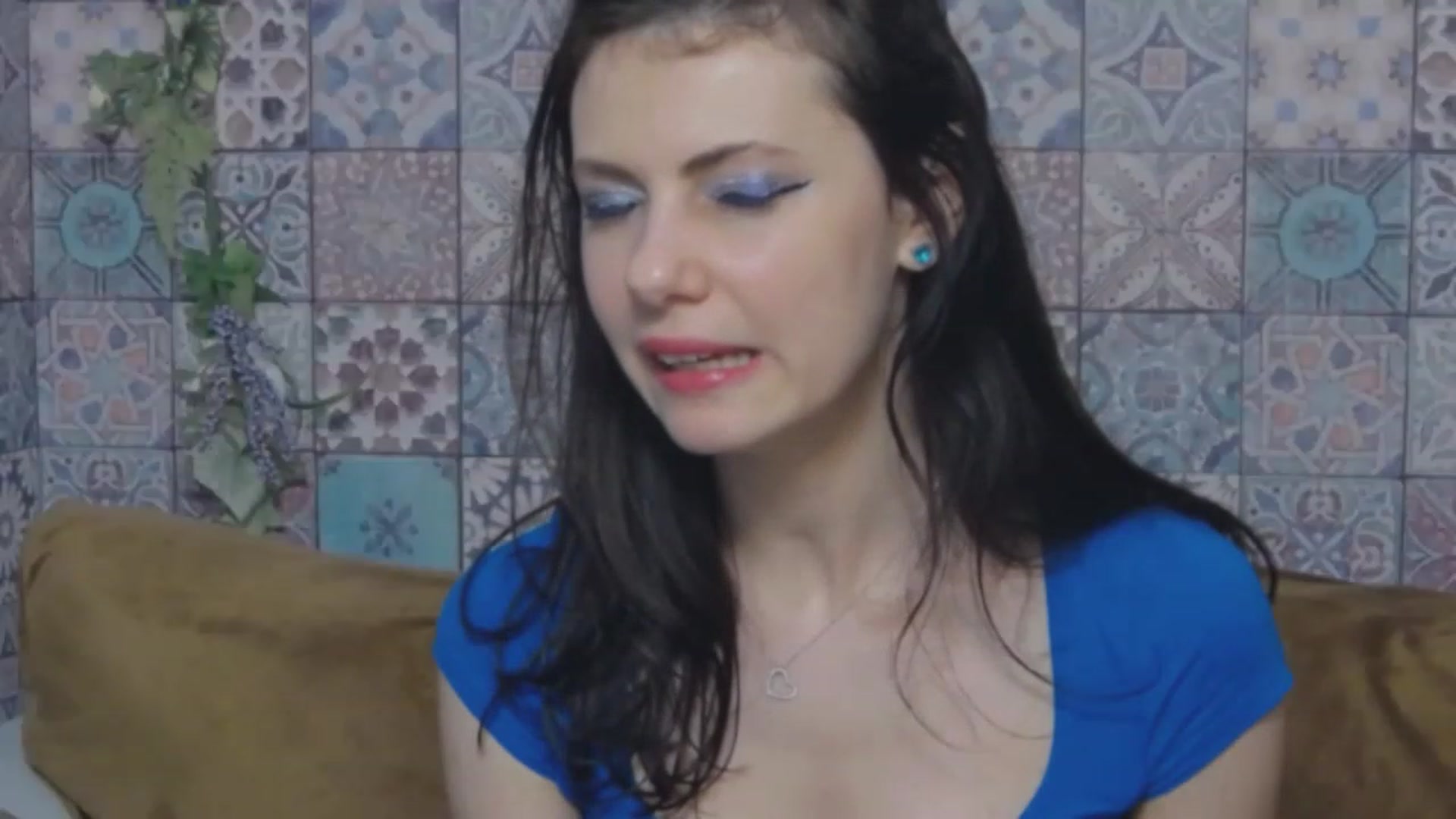 MissAracely video thumbnail