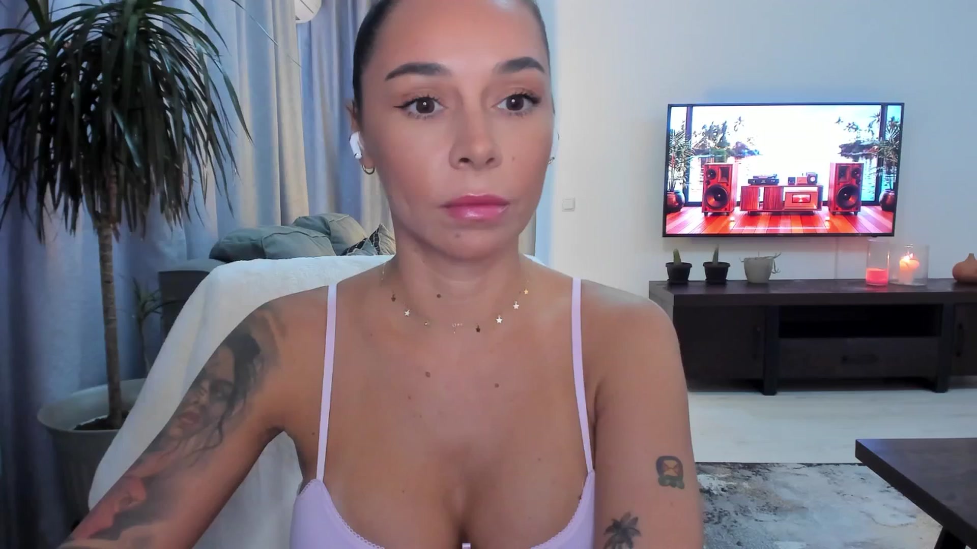 beatricebae video thumbnail