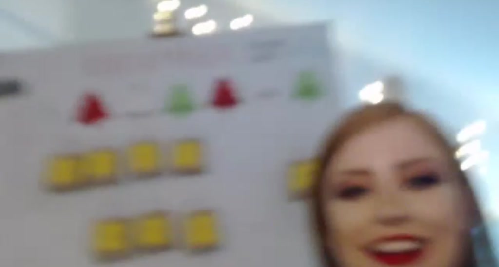 LunaRoux video thumbnail