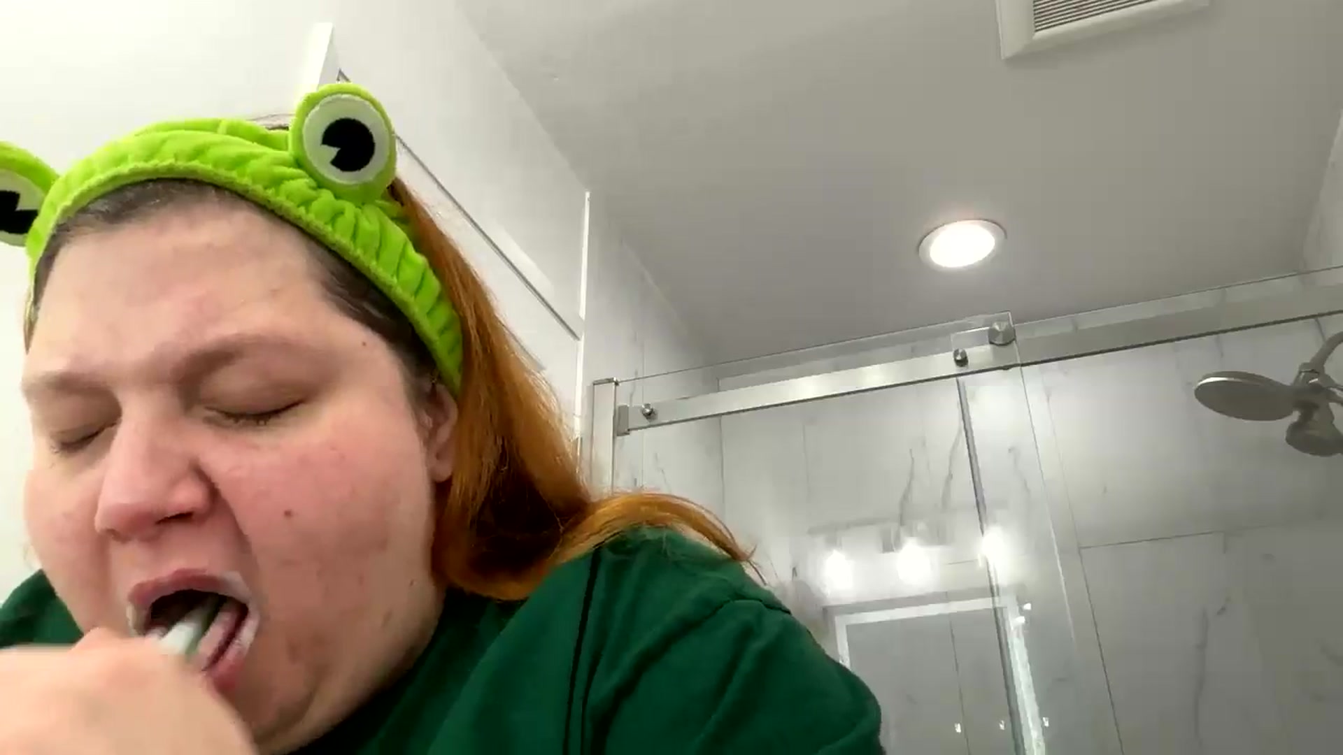 moodyskye video thumbnail