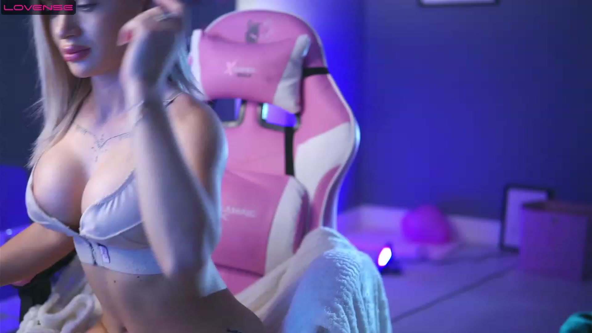 Cute_Blondie video thumbnail
