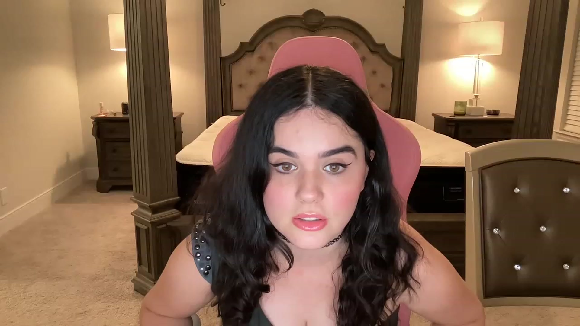 Giaislovely video thumbnail