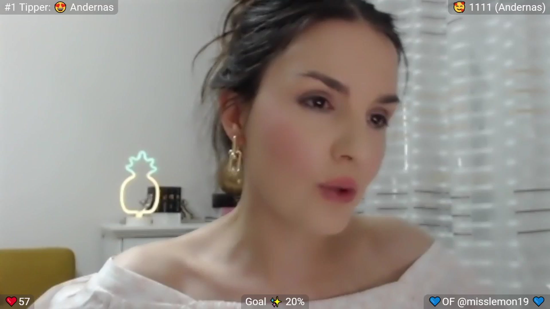 MissReno video thumbnail