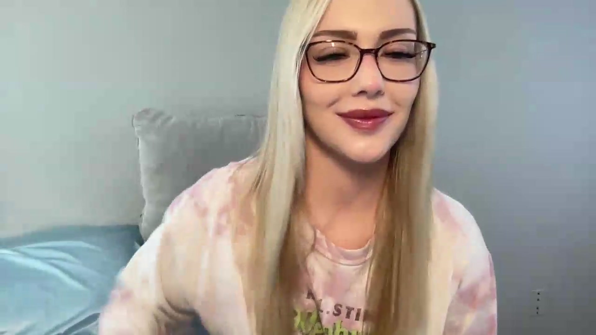 AshleyMarina video thumbnail