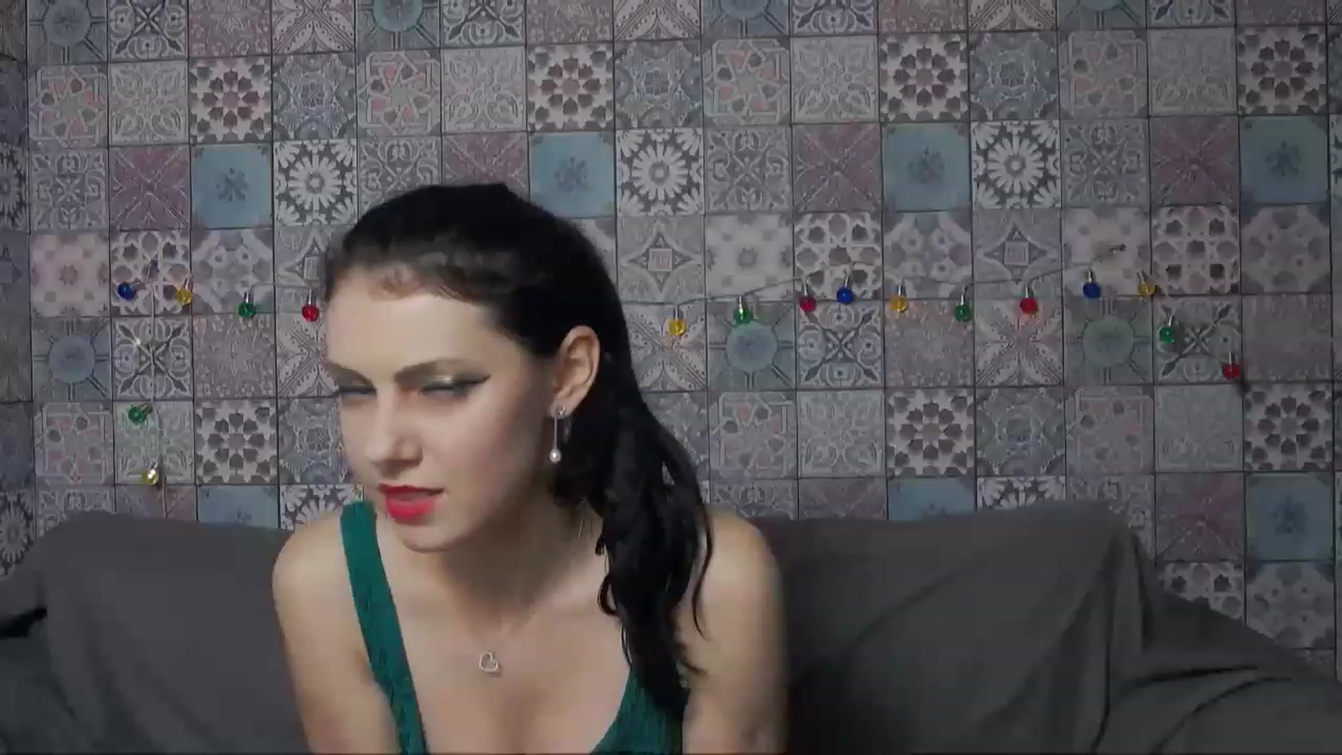 MissAracely video thumbnail