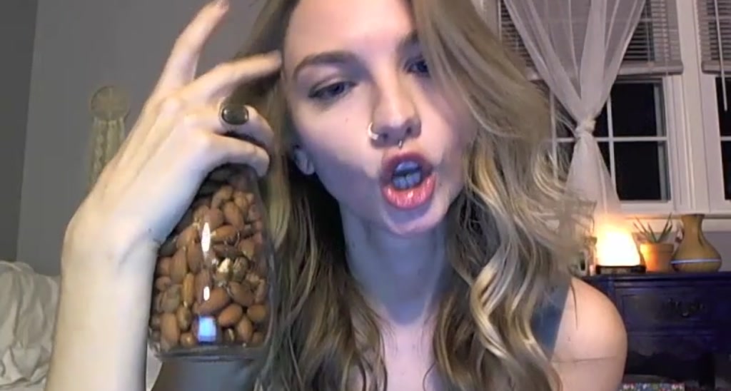 LilyIvy video thumbnail