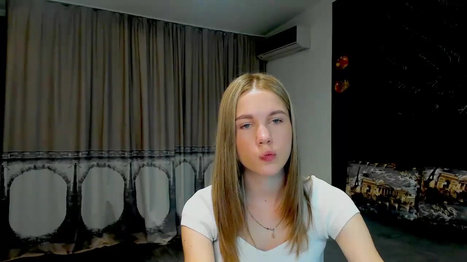 Kate_Lewiss video thumbnail