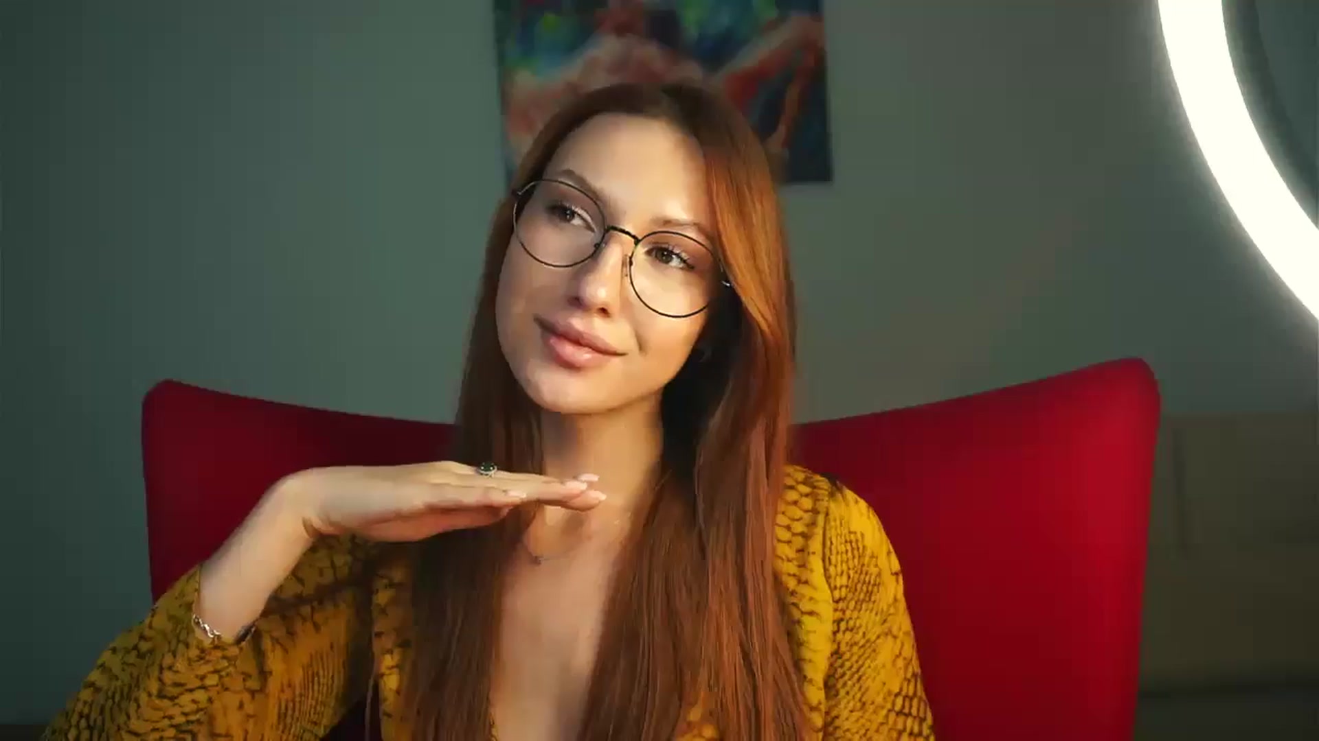 LovelyGin video thumbnail