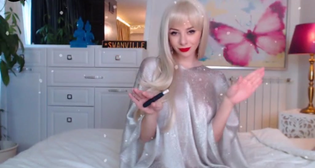 SwannaBelle video thumbnail