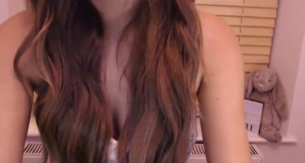 BadGalAri video thumbnail