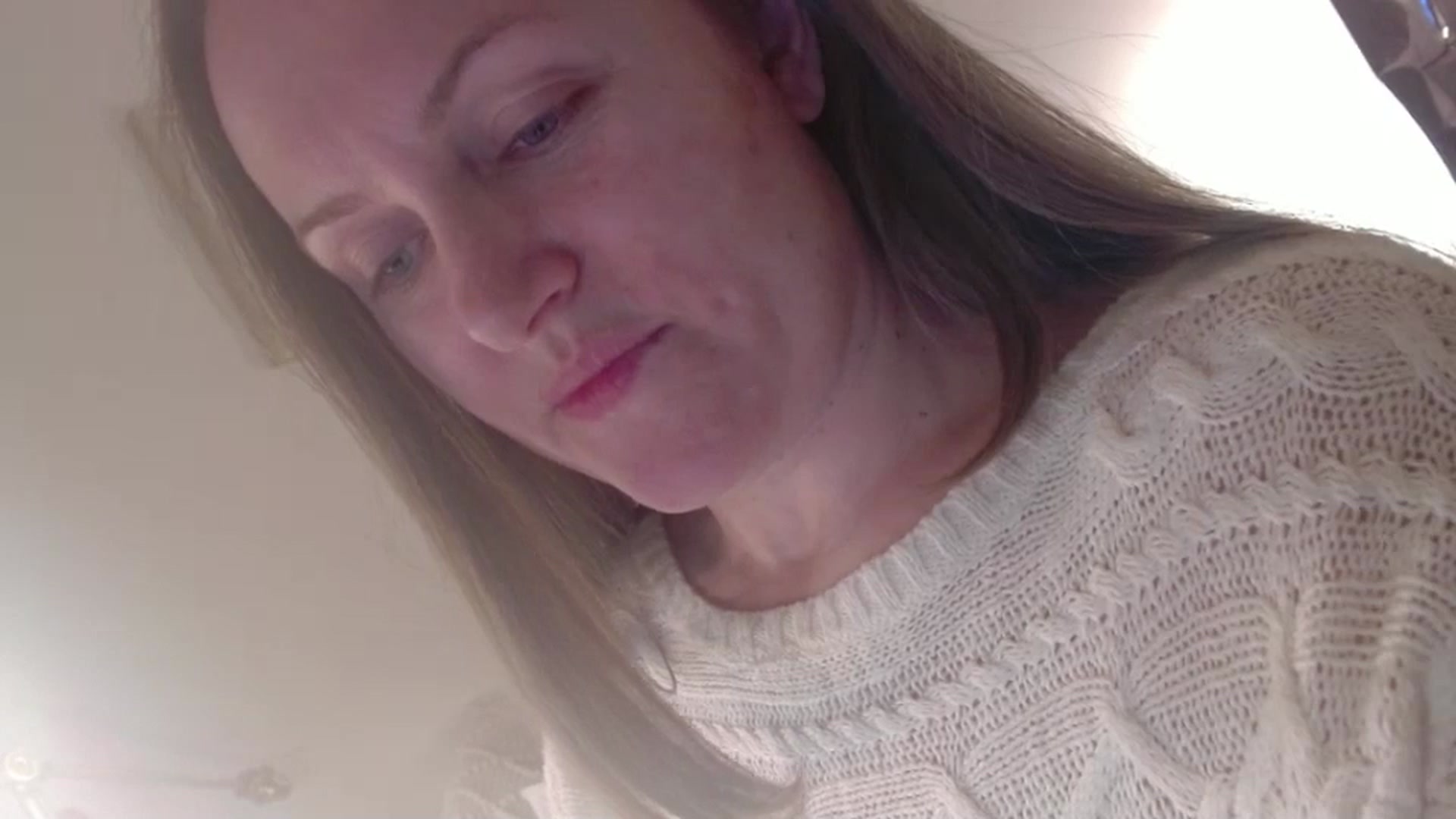 JustLily video thumbnail