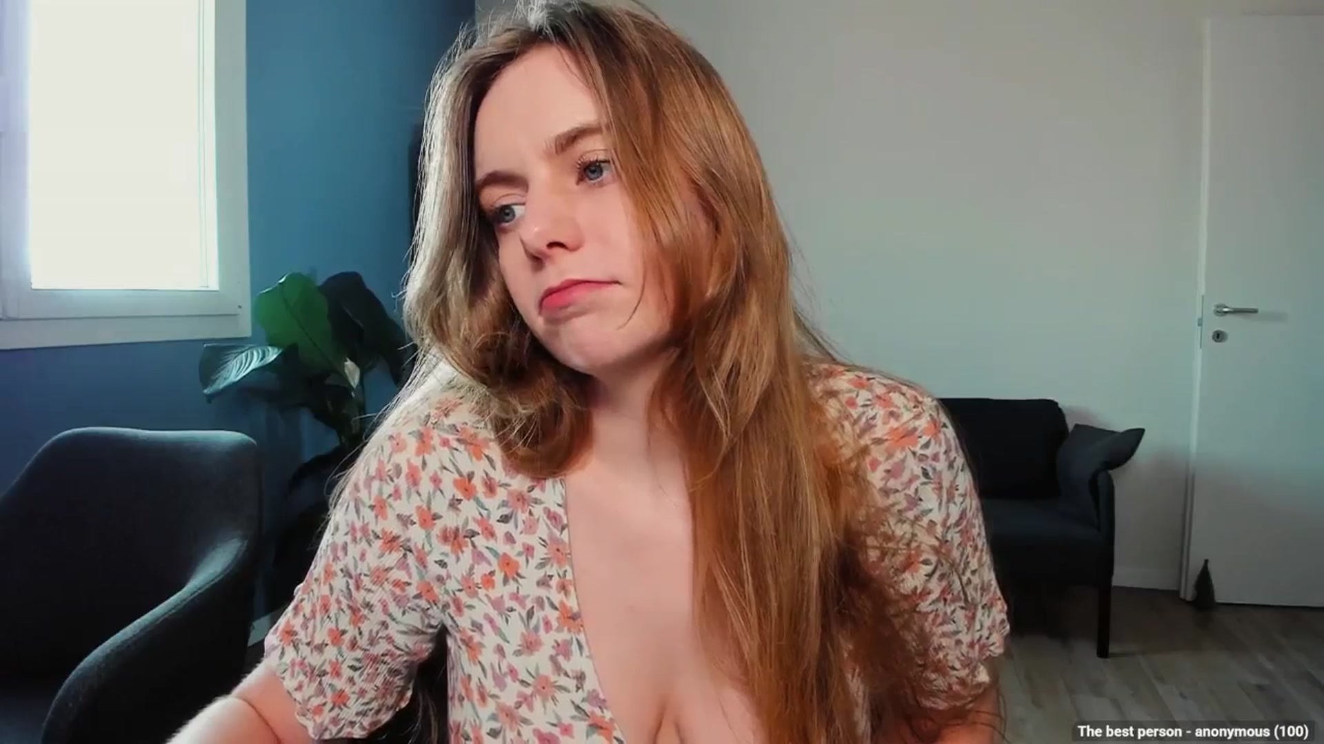 Personage video thumbnail