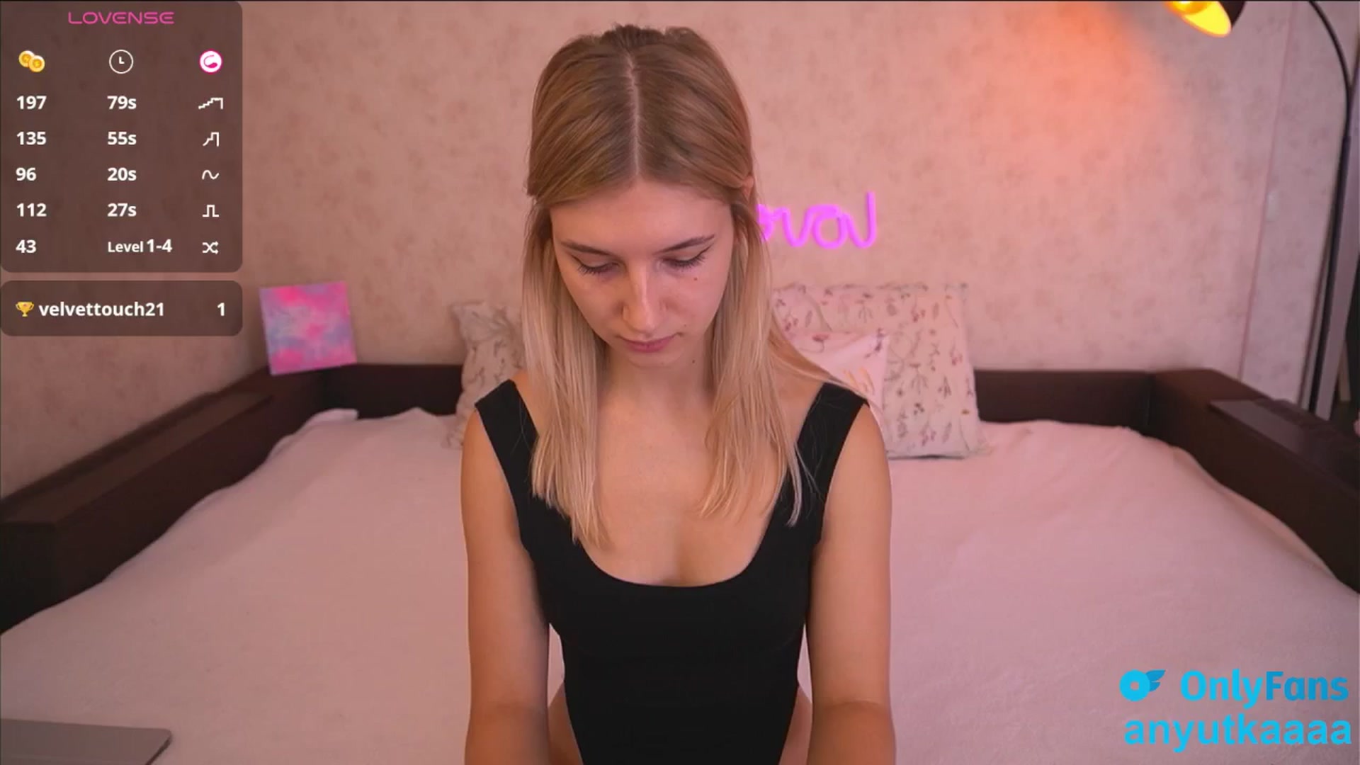 A_n_n_a_a video thumbnail