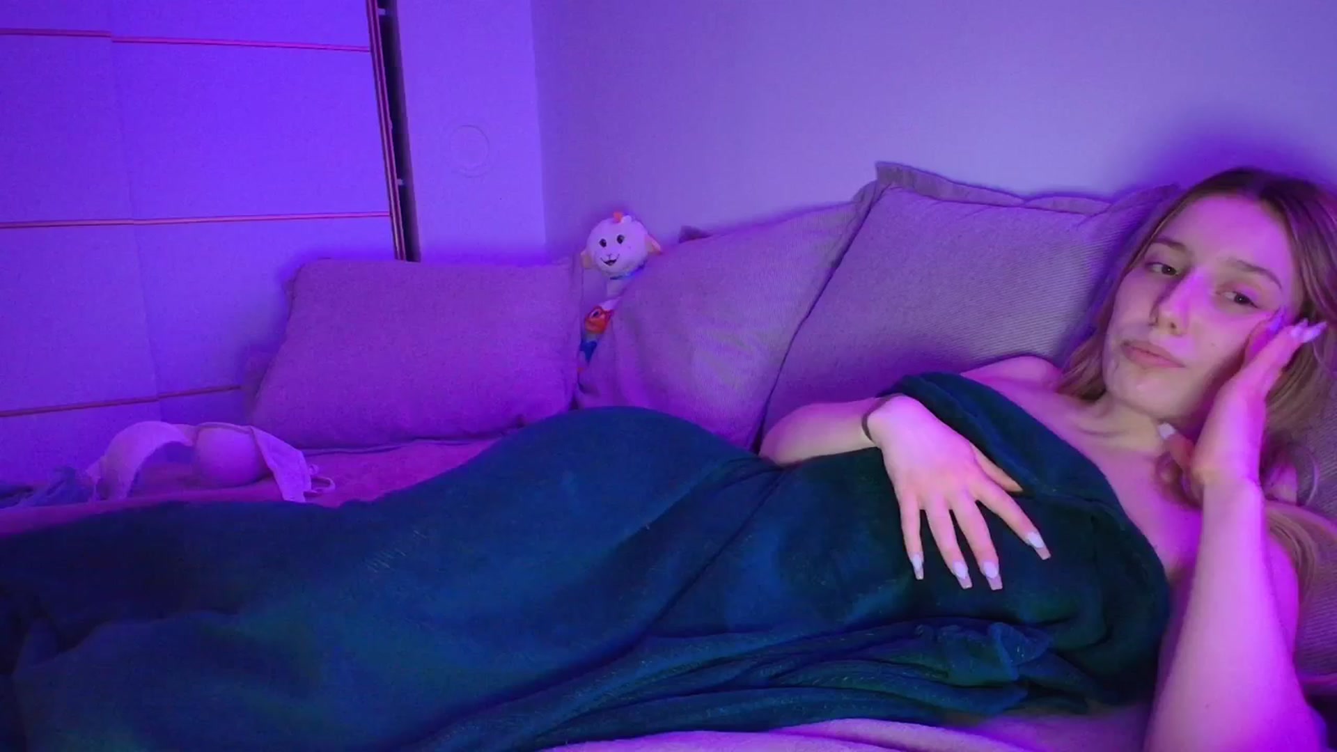 Elenaxkiss video thumbnail