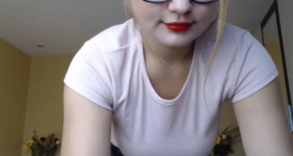LolyBetty video thumbnail