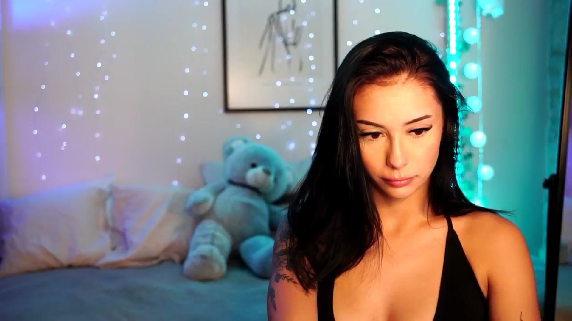 Naomii18 video thumbnail