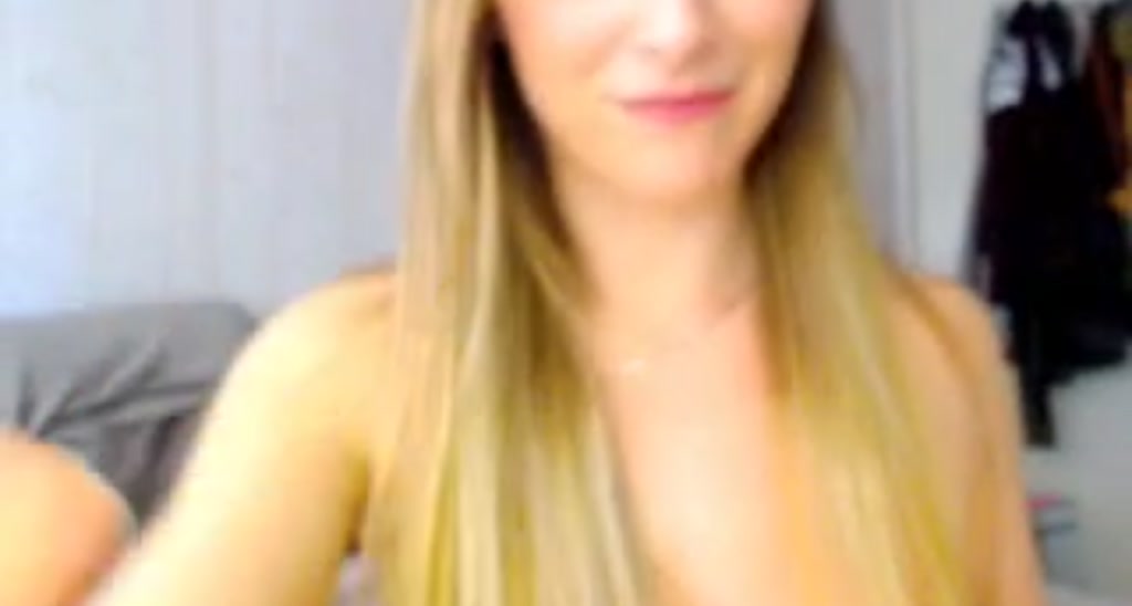 Sarah_Louise_ video thumbnail