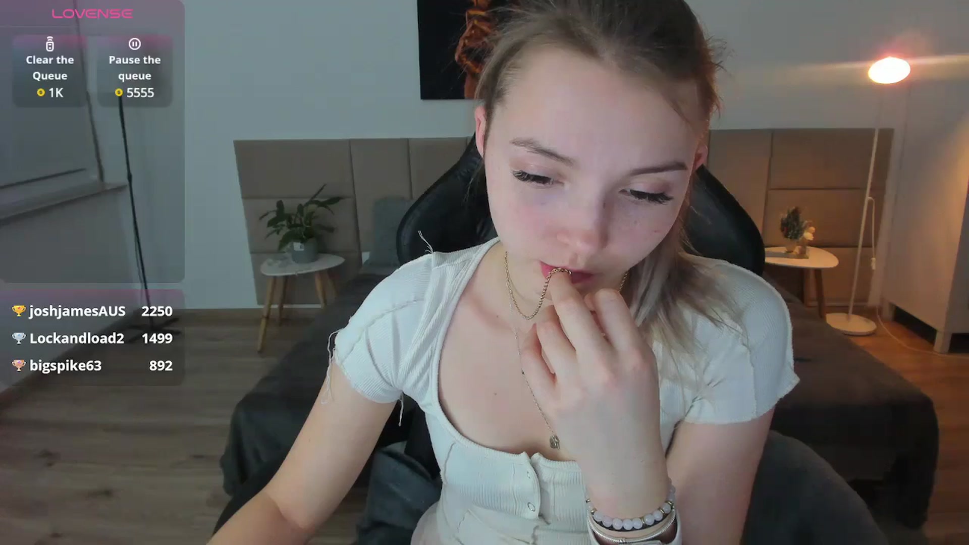Daisyy video thumbnail