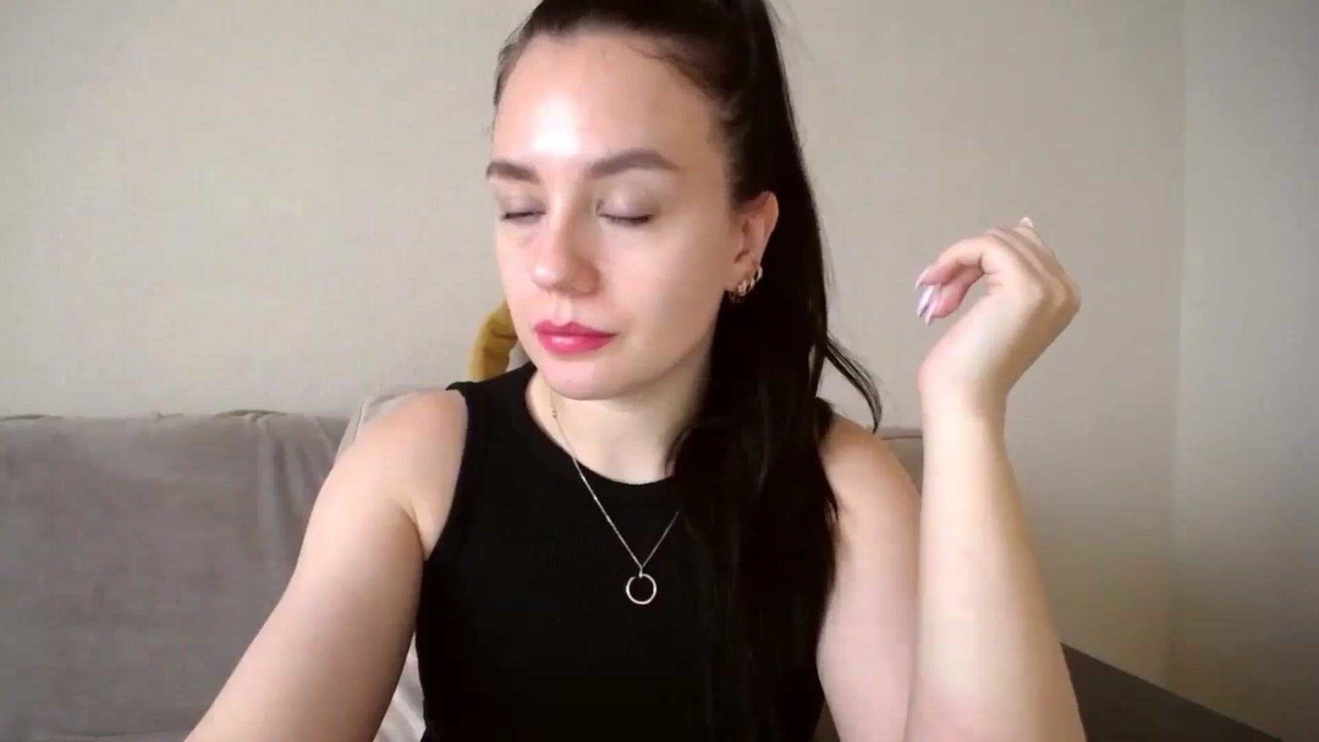 Lillit__Wood_ video thumbnail