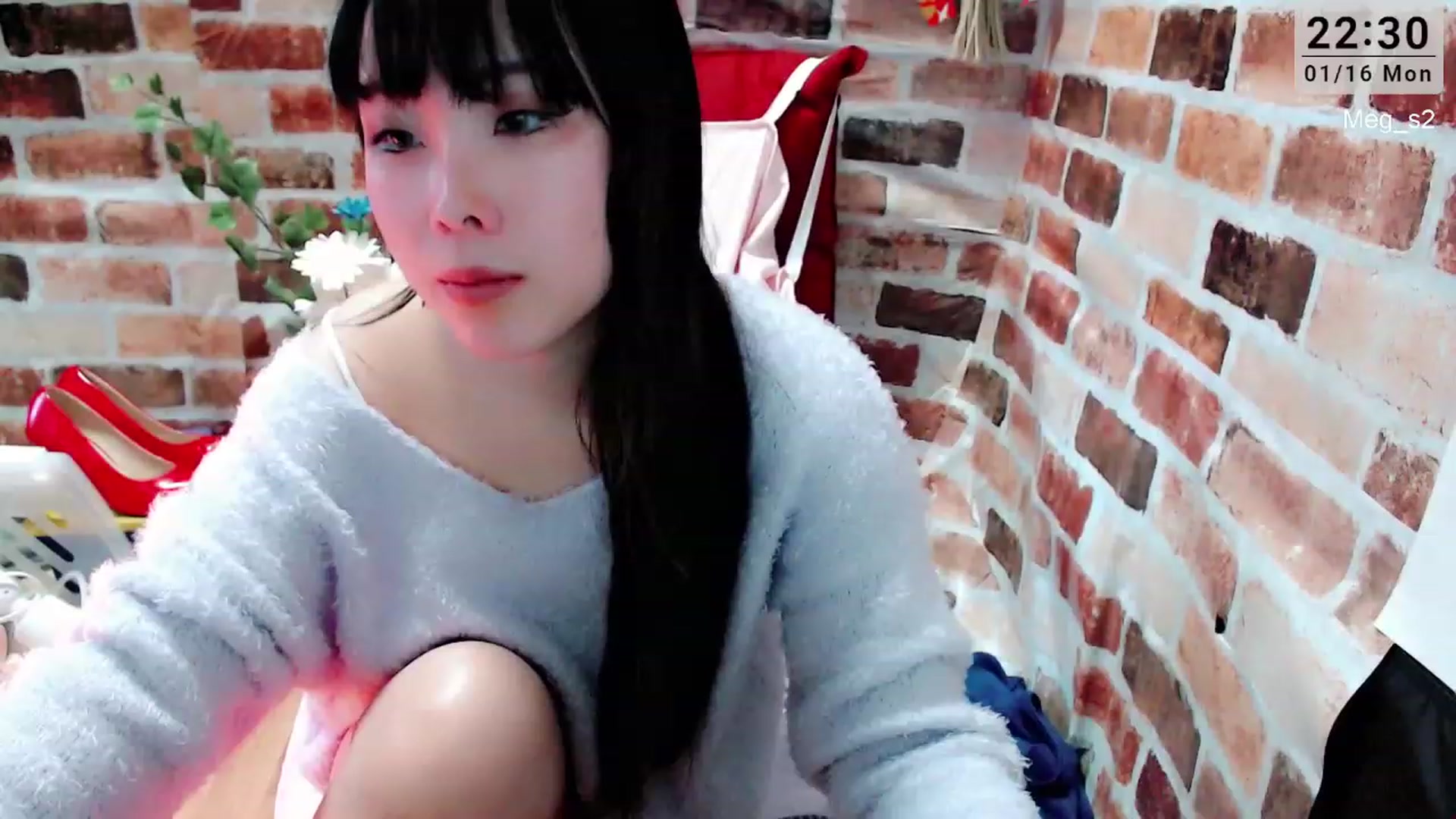 Meg_s2 video thumbnail