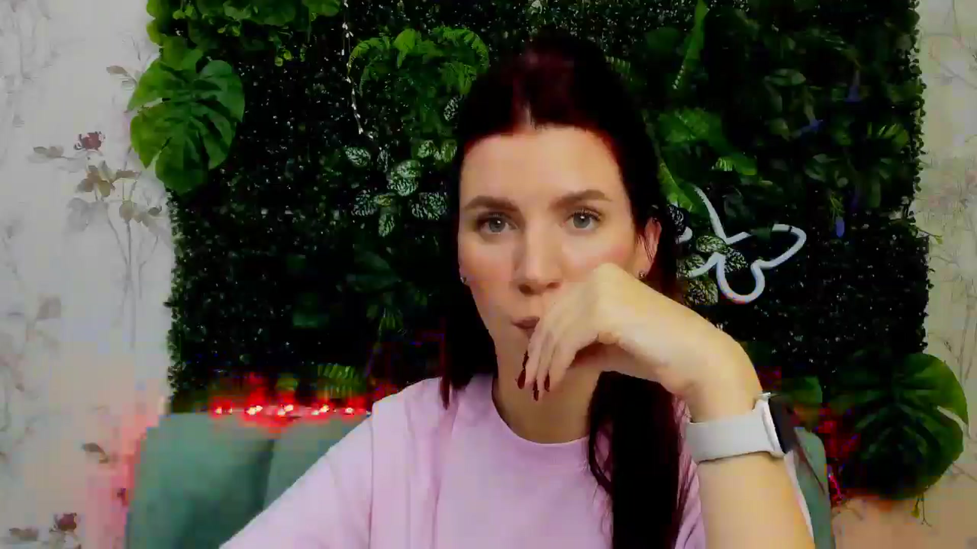 MiaLuxe video thumbnail