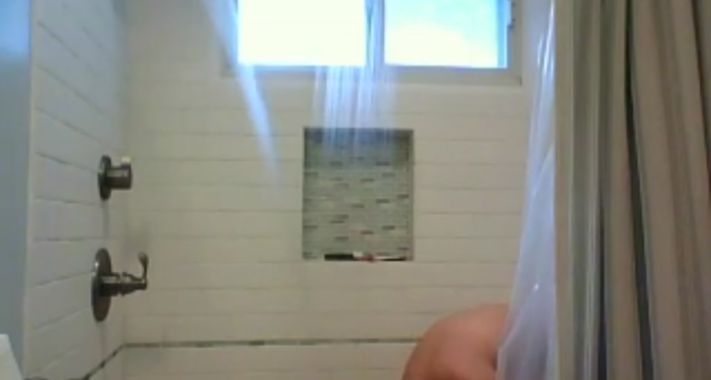 le_lea video thumbnail