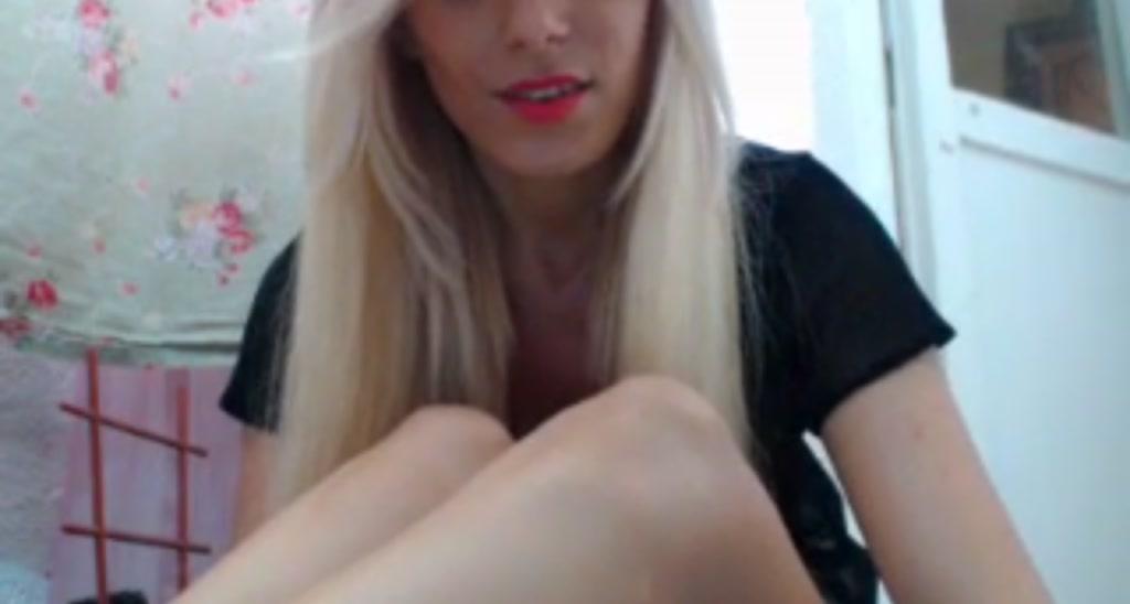 AwesomeBlonde video thumbnail