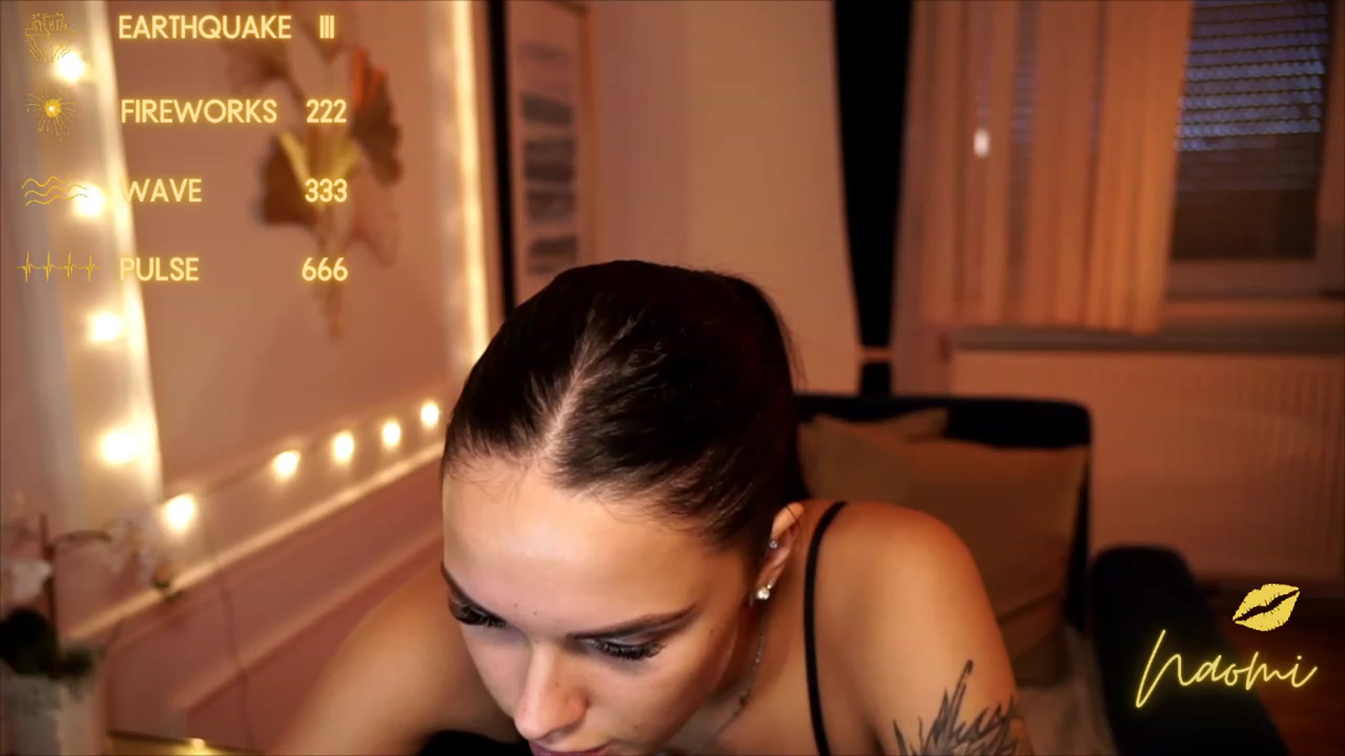 cinnabellee video thumbnail