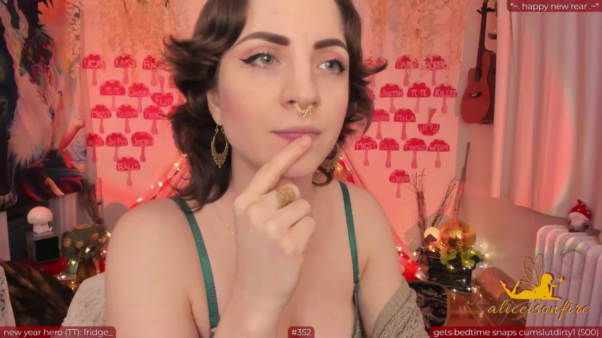 aliceisonfire video thumbnail