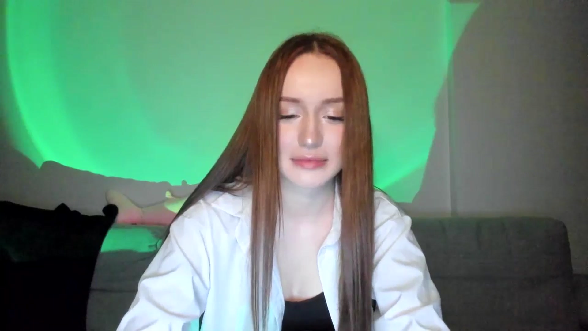 IsabellRrose video thumbnail
