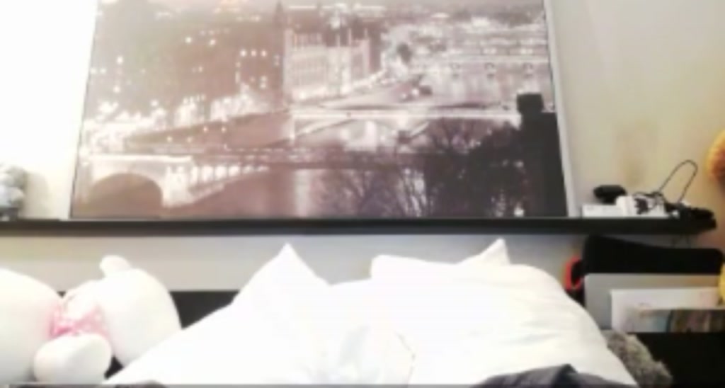 Sunnhiee video thumbnail