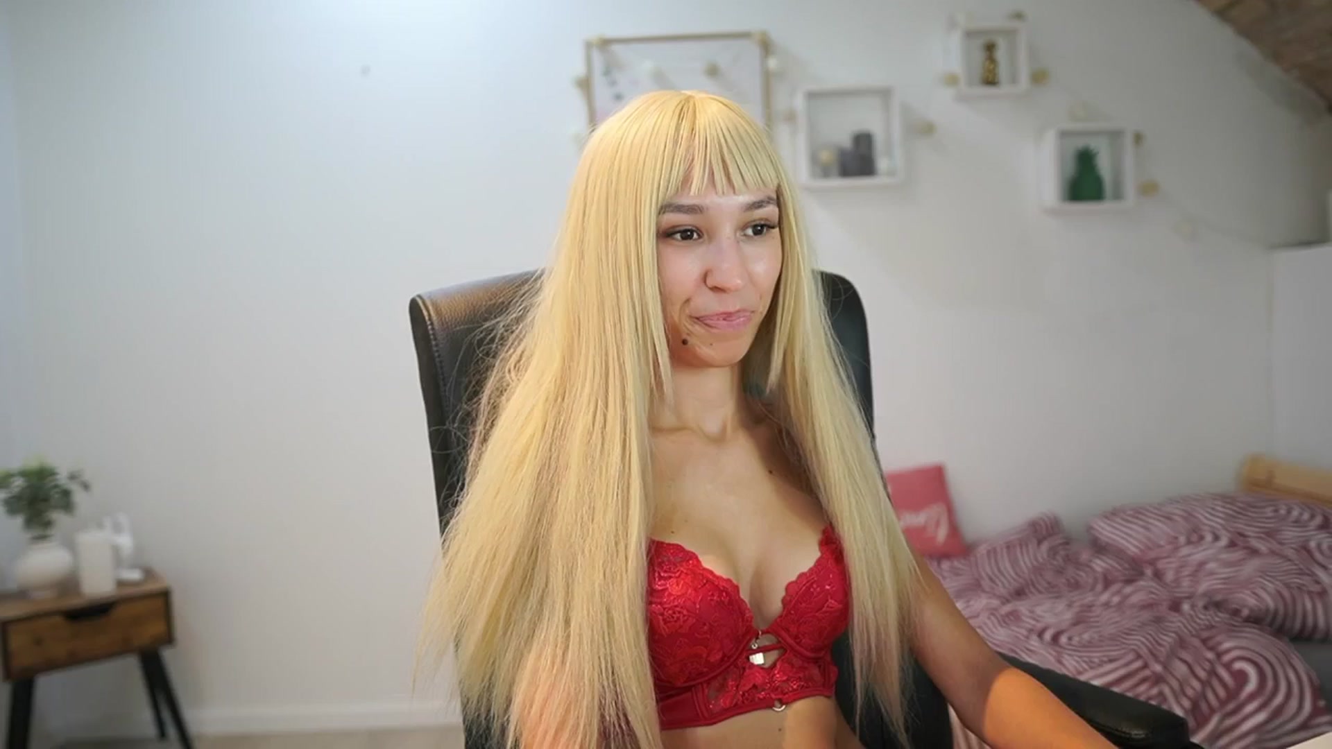 Amai__Liu video thumbnail