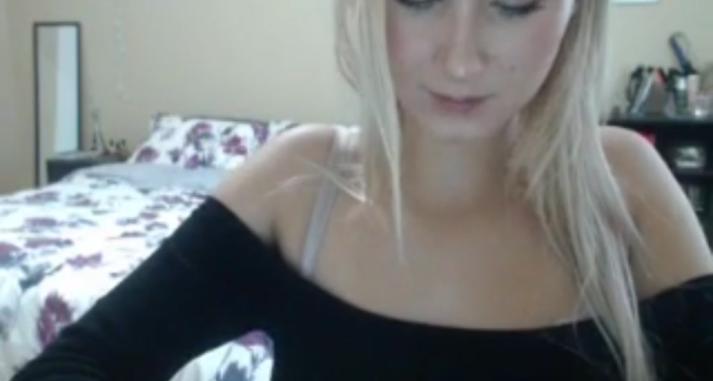 MollyMckinnon video thumbnail