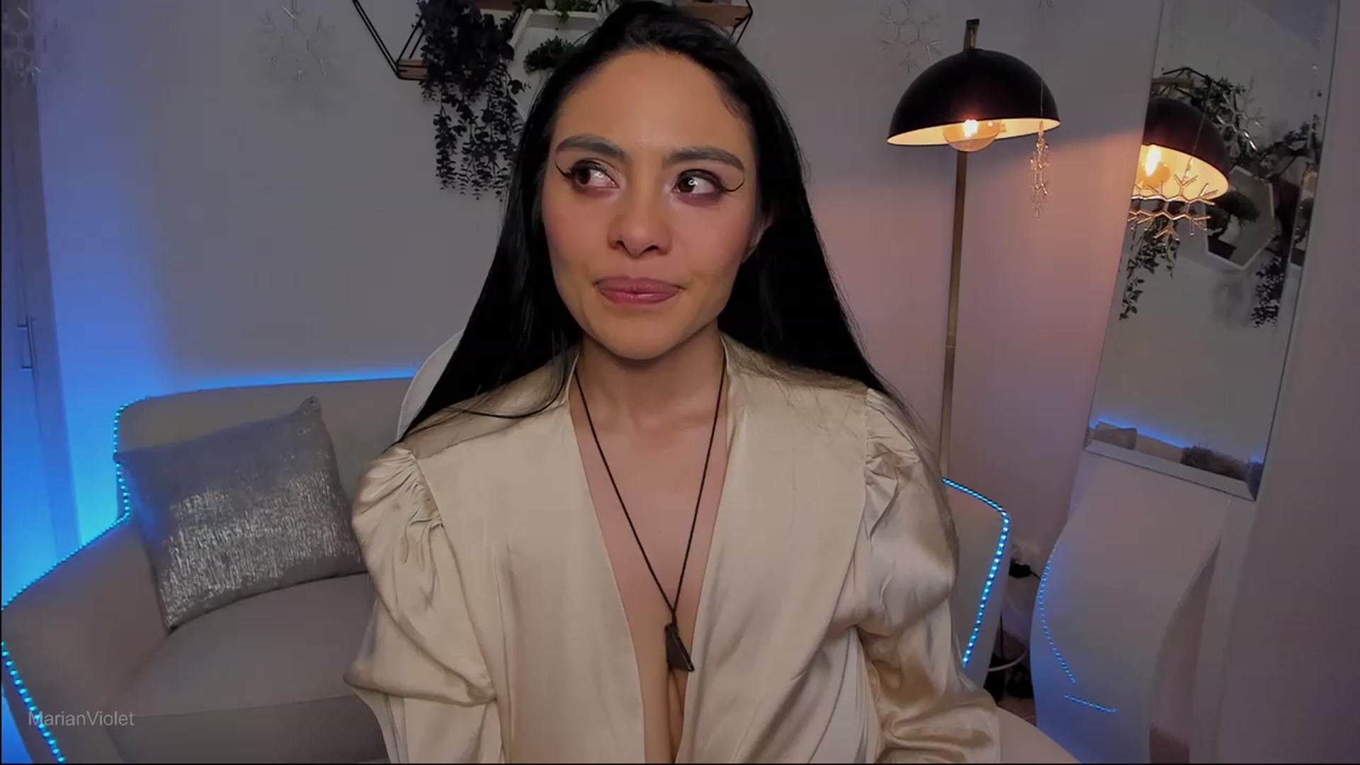 Marianviolet video thumbnail