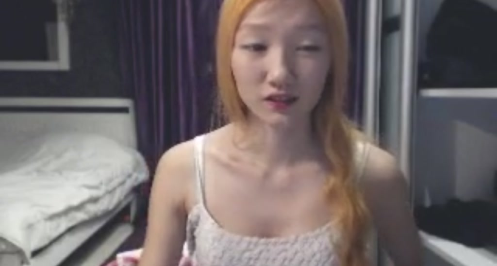FoxyHyuna video thumbnail