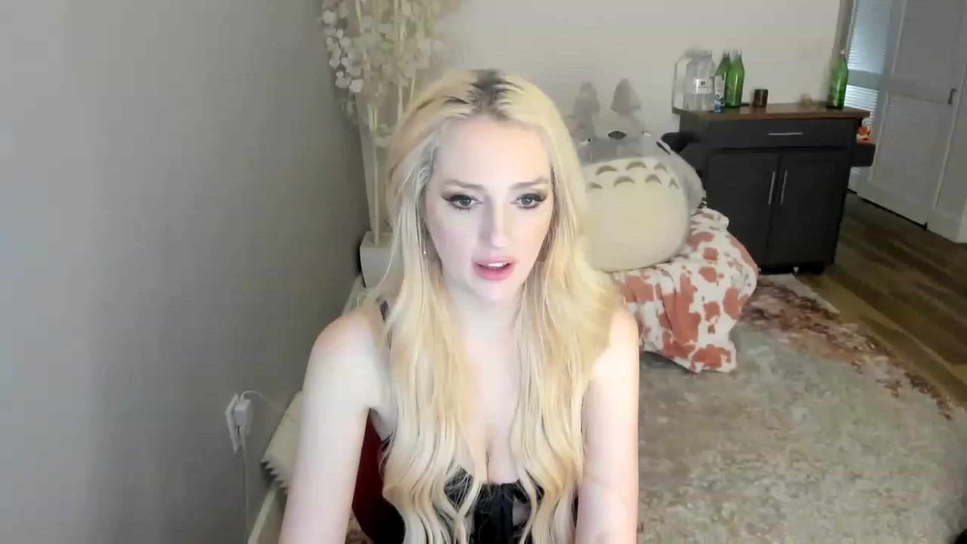 HugeCOCKMilk video thumbnail