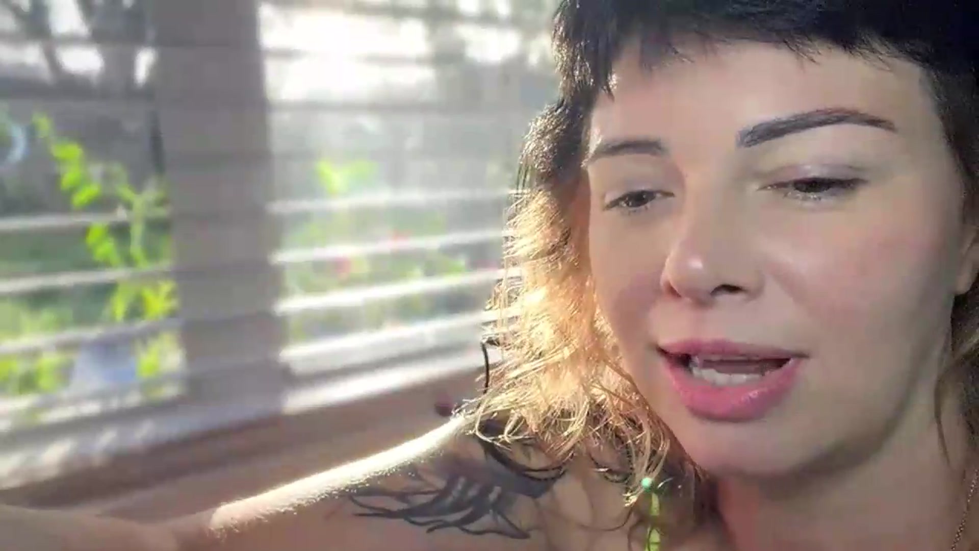 KissMyTulips video thumbnail