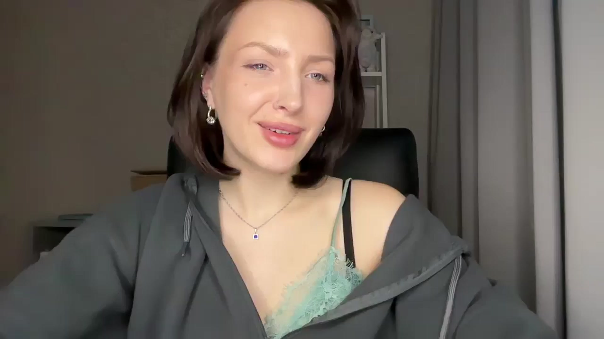Di_Pearl video thumbnail