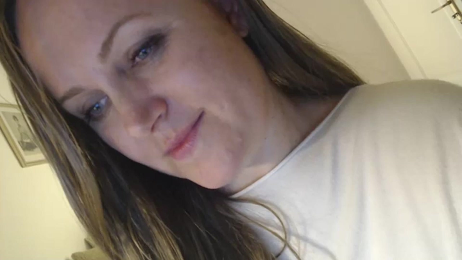 JustLily video thumbnail