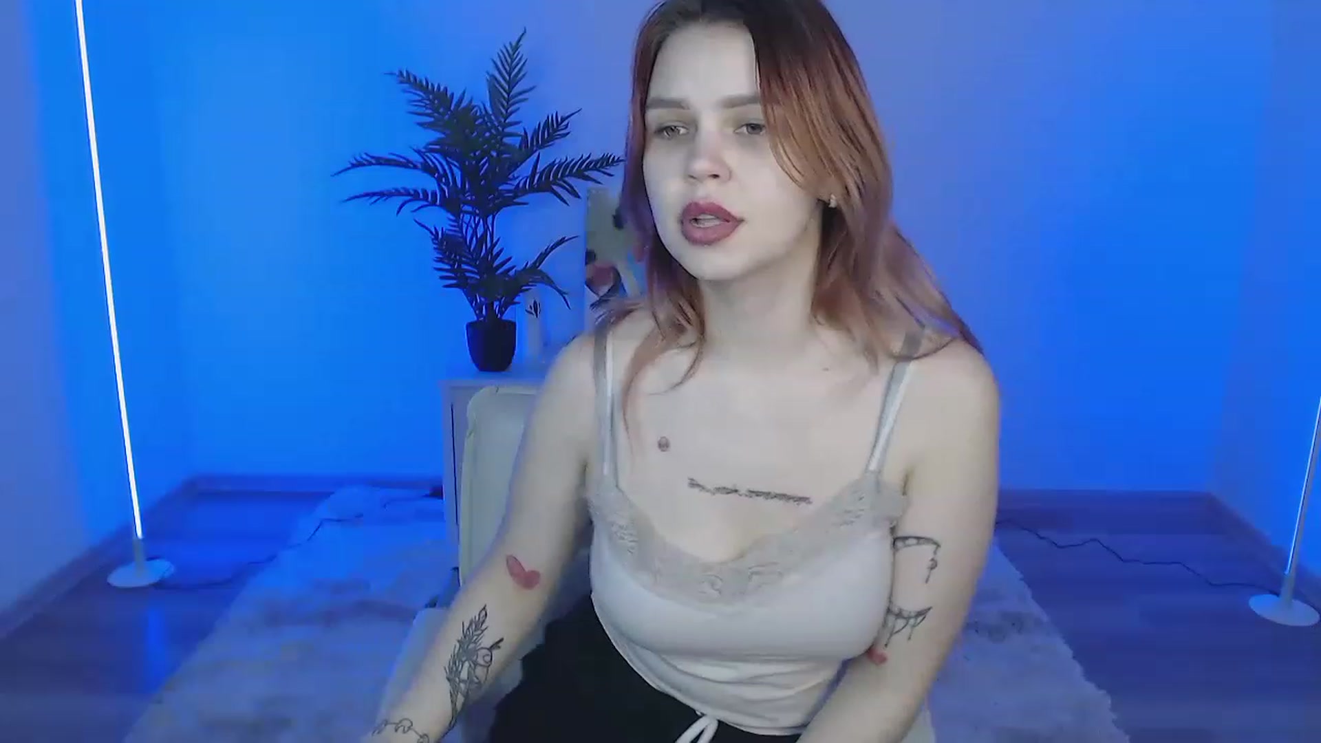 NicolyRio video thumbnail