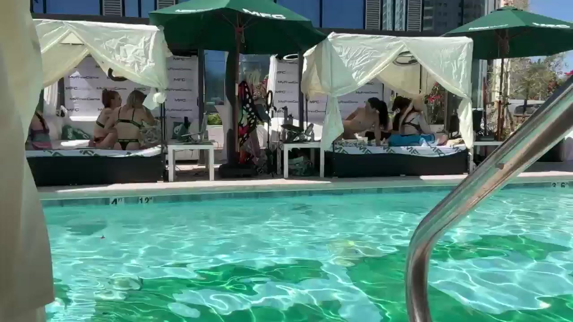 SweetbratKate video thumbnail