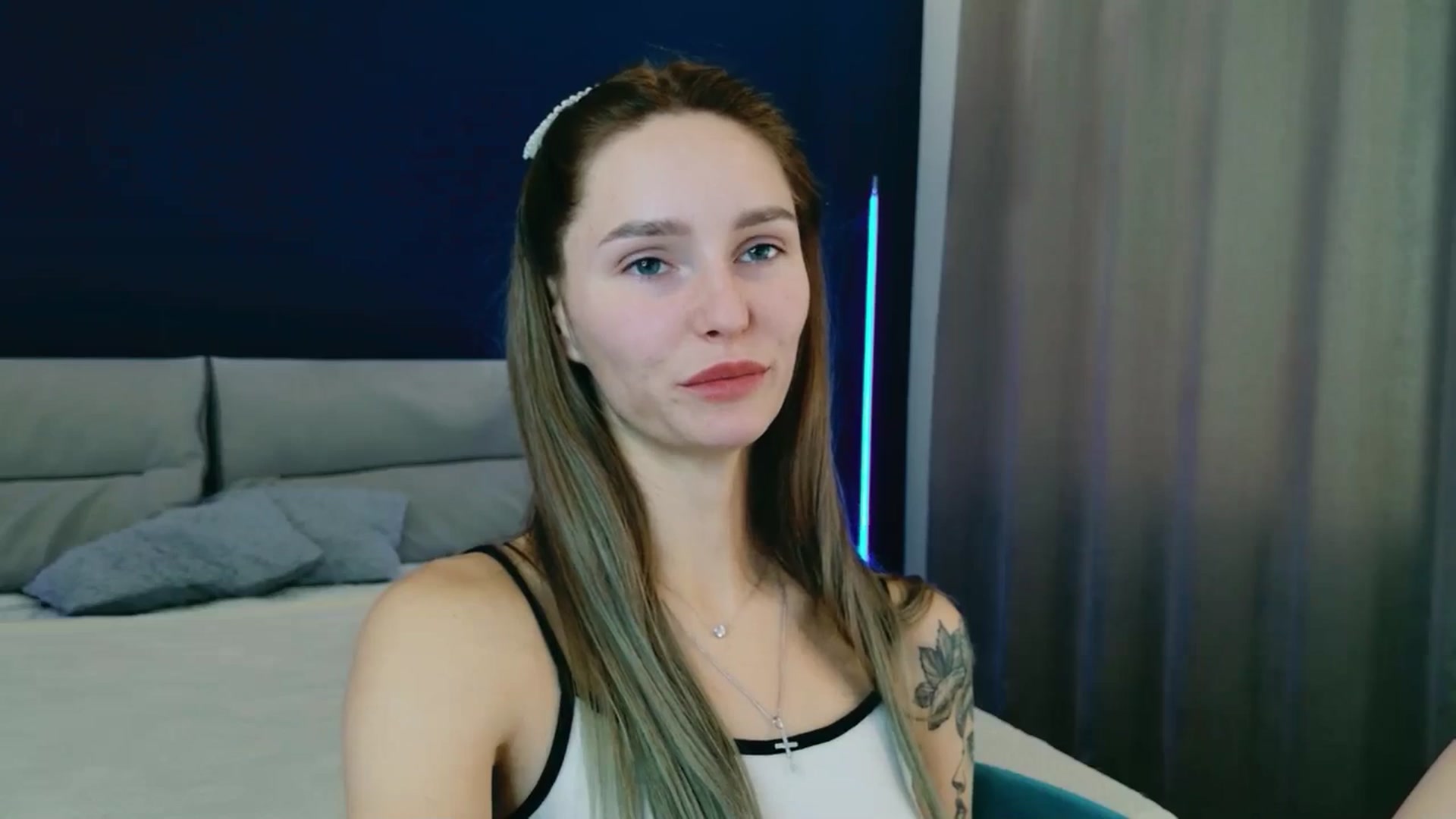Miliain video thumbnail