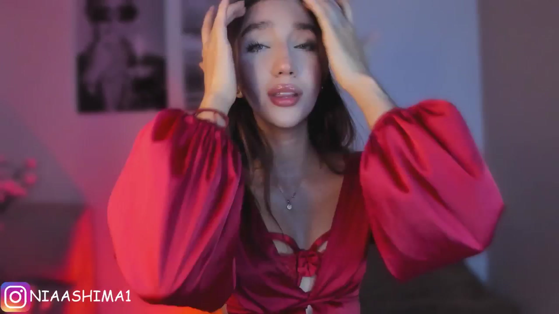 NiaVelvet video thumbnail
