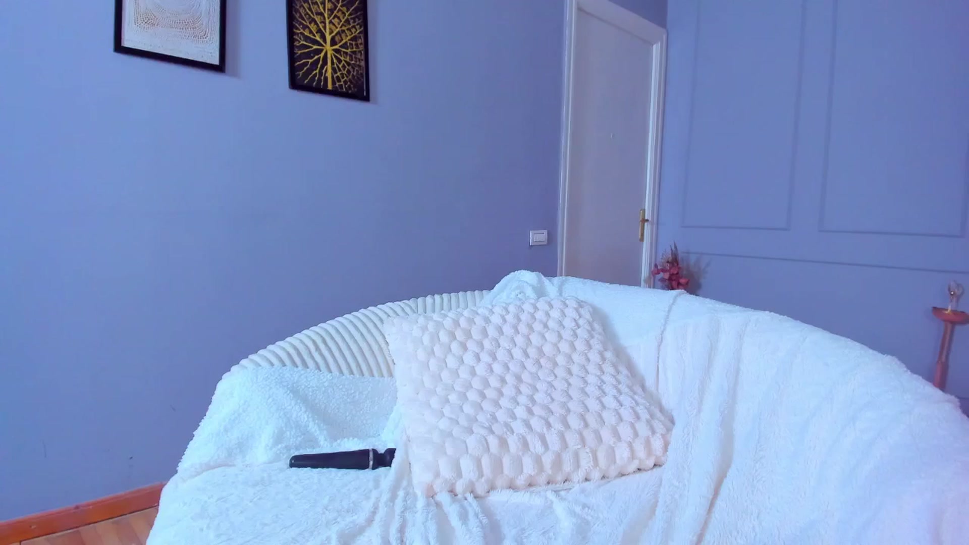 AwwwElla video thumbnail